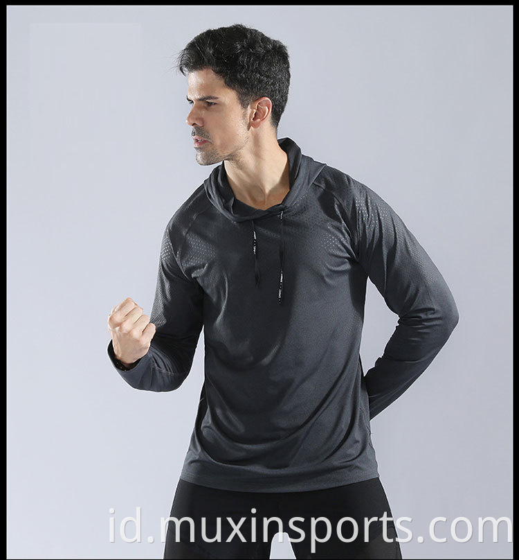 men sport light zip hoodies